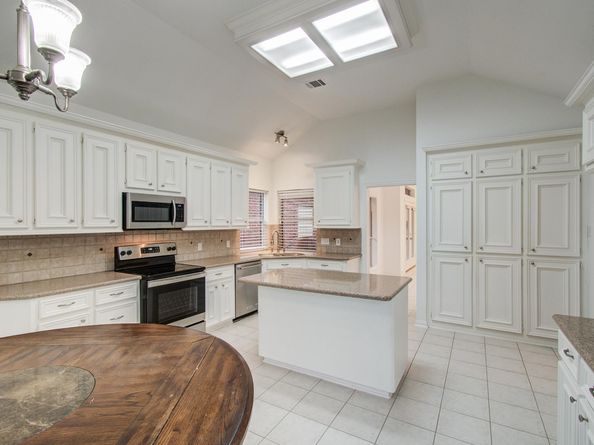 7203 W Hearthstone Green Drive, Houston TX 77095