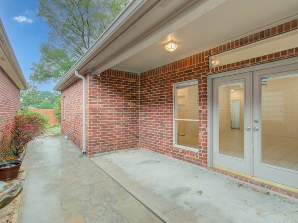 7203 W Hearthstone Green Drive, Houston TX 77095