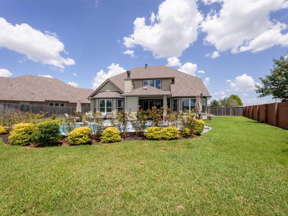99 Zenith Lane, Sugar Land TX 77498