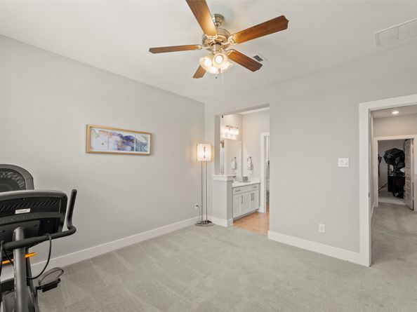 99 Zenith Lane, Sugar Land TX 77498