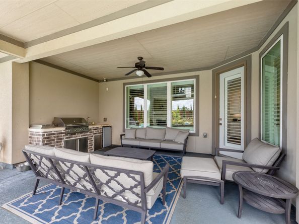 99 Zenith Lane, Sugar Land TX 77498
