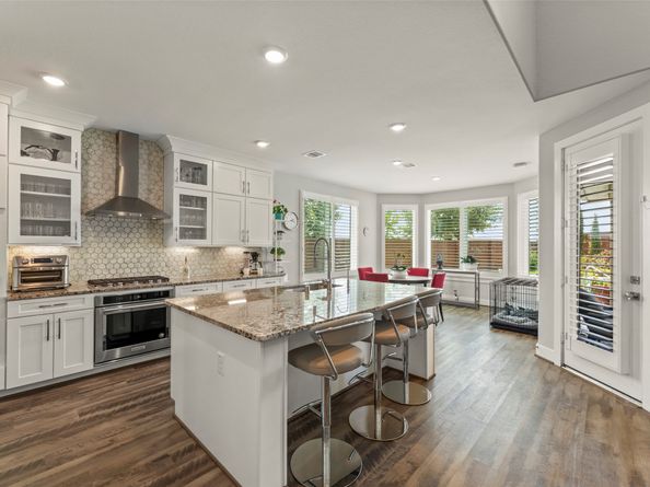 99 Zenith Lane, Sugar Land TX 77498