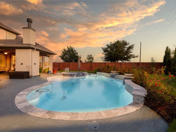 99 Zenith Lane, Sugar Land TX 77498