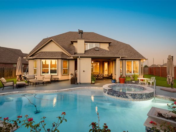 99 Zenith Lane, Sugar Land TX 77498