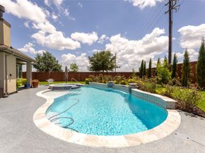 99 Zenith Lane, Sugar Land TX 77498