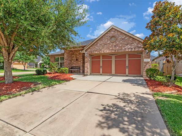 19503 Keystone Falls Court, Richmond TX 77407