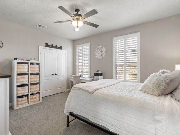 2118 Barton Woods Boulevard, Conroe TX 77301