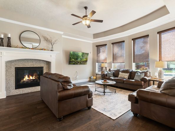 2118 Barton Woods Boulevard, Conroe TX 77301