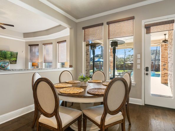 2118 Barton Woods Boulevard, Conroe TX 77301