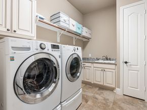 2118 Barton Woods Boulevard, Conroe TX 77301
