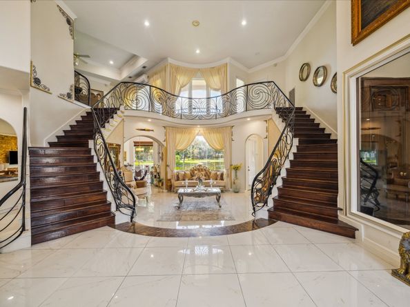 14 Lake Mist Court, Sugar Land TX 77479