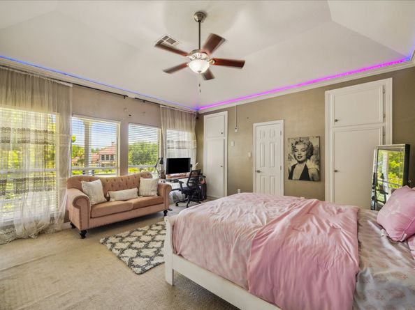 14 Lake Mist Court, Sugar Land TX 77479