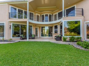 14 Lake Mist Court, Sugar Land TX 77479