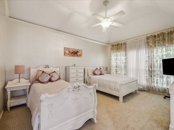 14 Lake Mist Court, Sugar Land TX 77479