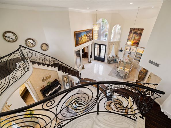 14 Lake Mist Court, Sugar Land TX 77479