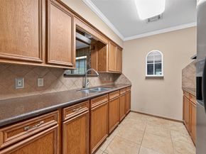 1822 Tattenhall Drive, Houston TX 77008