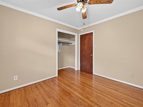 1822 Tattenhall Drive, Houston TX 77008