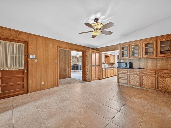 1822 Tattenhall Drive, Houston TX 77008