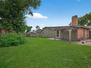 1822 Tattenhall Drive, Houston TX 77008