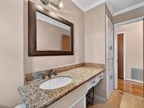 1822 Tattenhall Drive, Houston TX 77008