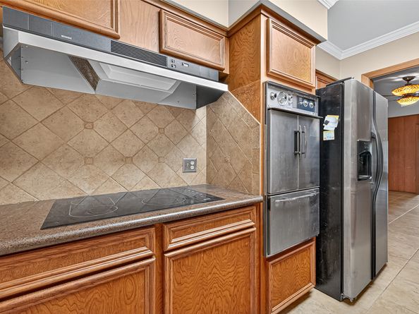 1822 Tattenhall Drive, Houston TX 77008