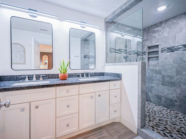 1303 Carriage Drive, Richmond TX 77406