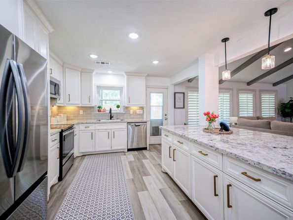 1303 Carriage Drive, Richmond TX 77406