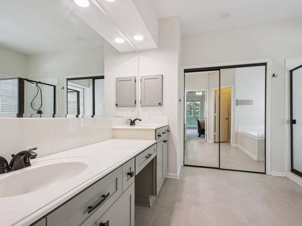806 Lakespur Drive, Sugar Land TX 77479