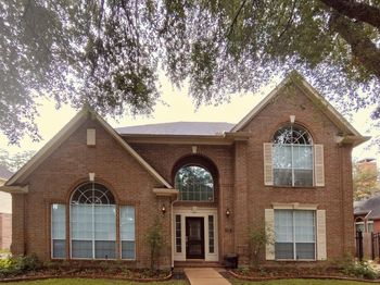 806 Lakespur Drive