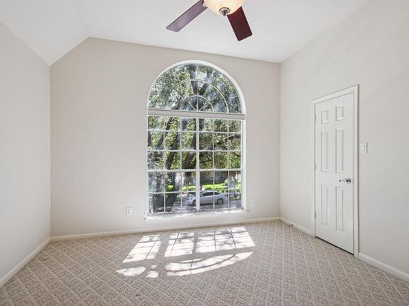 806 Lakespur Drive, Sugar Land TX 77479