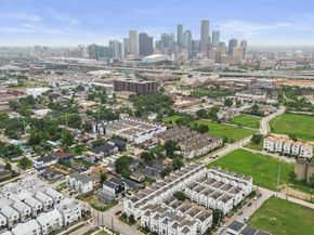 2708 Kennedy Street, Houston TX 77003