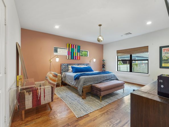 2708 Kennedy Street, Houston TX 77003