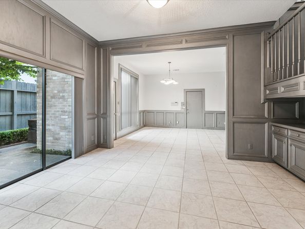 1815 Potomac Drive C, Houston TX 77057