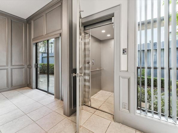 1815 Potomac Drive C, Houston TX 77057