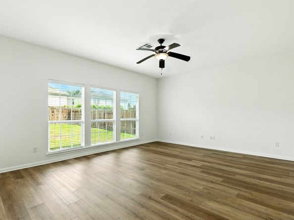 3219 This Way, Kingwood TX 77339