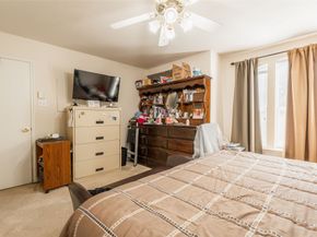 13226 Ridgewood Knoll Lane, Houston TX 77047