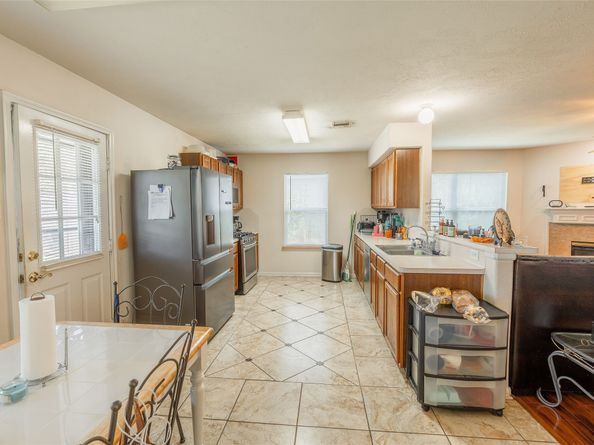 13226 Ridgewood Knoll Lane, Houston TX 77047