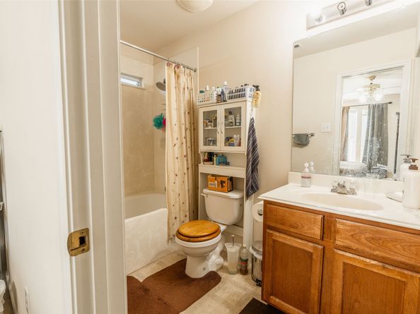 13226 Ridgewood Knoll Lane, Houston TX 77047