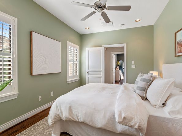 5525 Kiam Street A, Houston TX 77007