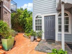 1755 Kipling Street, Houston TX 77098