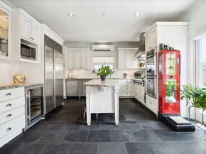 1755 Kipling Street, Houston TX 77098