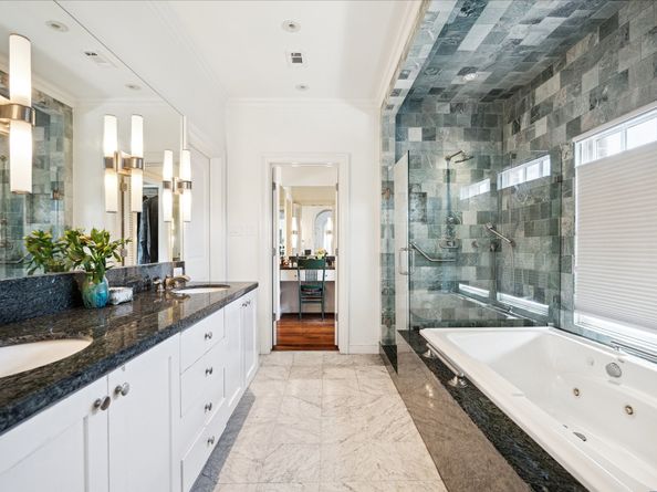 1755 Kipling Street, Houston TX 77098