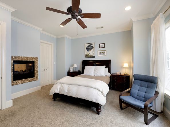 931 W 23rd Street B, Houston TX 77008