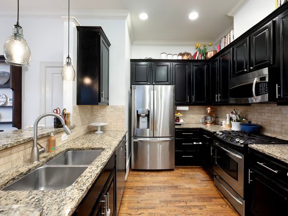 931 W 23rd Street B, Houston TX 77008