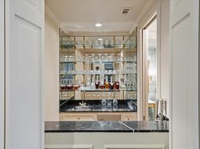 2249 Pelham Drive, Houston TX 77019