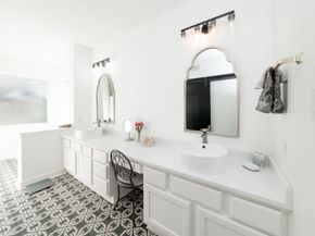 1002 Fairgate Drive, Houston TX 77094