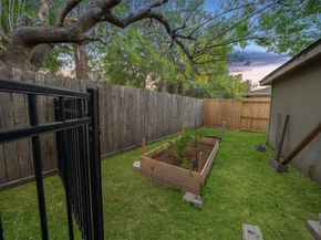 1002 Fairgate Drive, Houston TX 77094