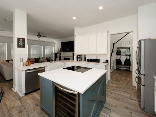 1002 Fairgate Drive, Houston TX 77094