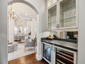 5659 Willers Way, Houston TX 77056
