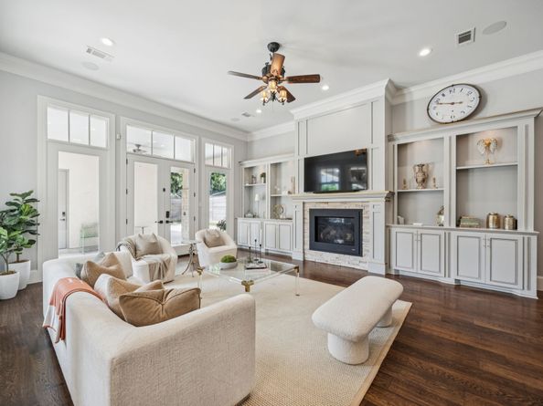 5659 Willers Way, Houston TX 77056